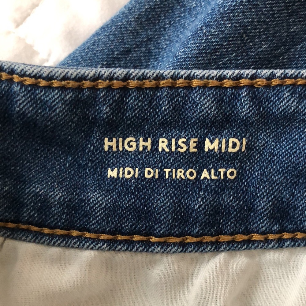 DISTRESSED HIGH RISE DENIM SHORTS - Picture 5 of 5